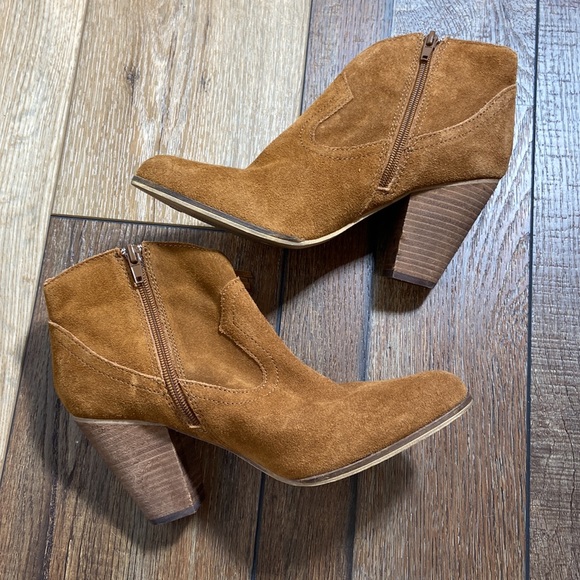 Steve Madden Suede Fringe Booties - Picture 3 of 14
